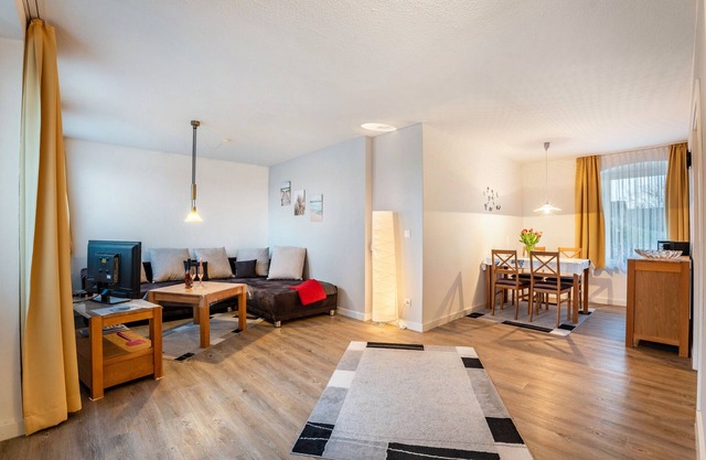 Appartement 'Ferienwohnung Alte Bäckerei Am Eck' avec terrasse privée, jardin partagé et Wi-Fi