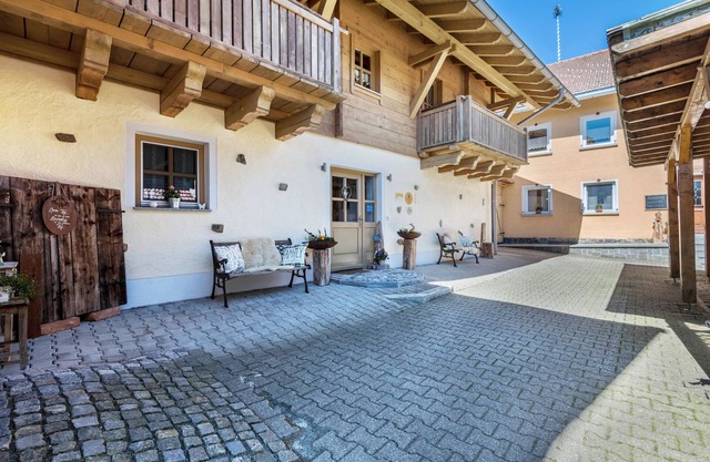 Appartement 'Ferienwohnung Stub'n' avec terrasse partagée, balcon et Wi-Fi