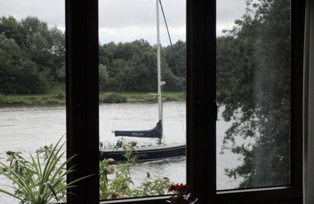 Appartement "Fewo 2" avec vue sur le lac, jardin privé et Wi-Fi