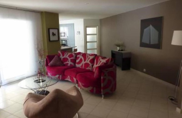 Bel appartement, près de Cordes sur Ciel.