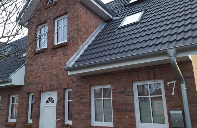 Appartement 'Föhrer Nordseetraum' avec terrasse privée, jardin privé et Wi-Fi