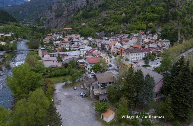 Appartement pour 4 personnes à Guillaumes Résidence Reine jeanne