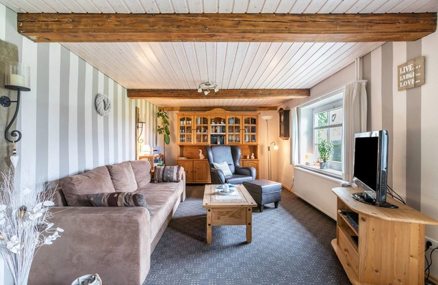 Appartement 'Fördehof Petersen - Am Wald' avec vue sur la mer, terrasse partagée et Wi-Fi