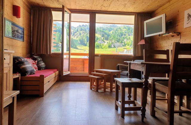 APPARTEMENT 55 M2 - AU PIED DES PISTES - LA PLAGNE CENTRE