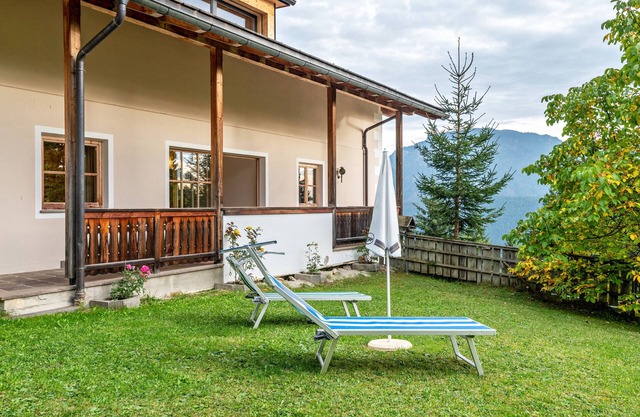 Appartement "Funtnatsch" avec vue sur les montagnes, terrasse privée et Wi-Fi