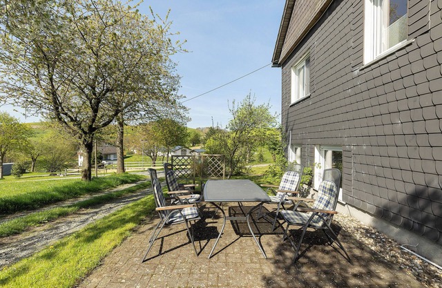 Appartement "Gänseblümchen" avec terrasse privée, jardin partagé et Wi-Fi