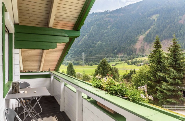 Appartement "Gletscherblick" à Molltaler Appartements avec vue sur les montagnes, balcon et Wi-Fi