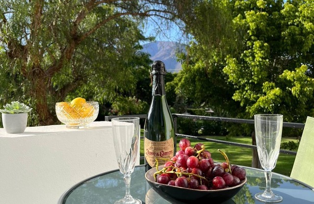 Appartement "Golden Bay Apartament" avec vue sur la montagne, Wi-Fi et climatisation