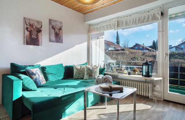 Appartement "Gute Zeit" avec vue sur les montagnes, jardin privé et Wi-Fi