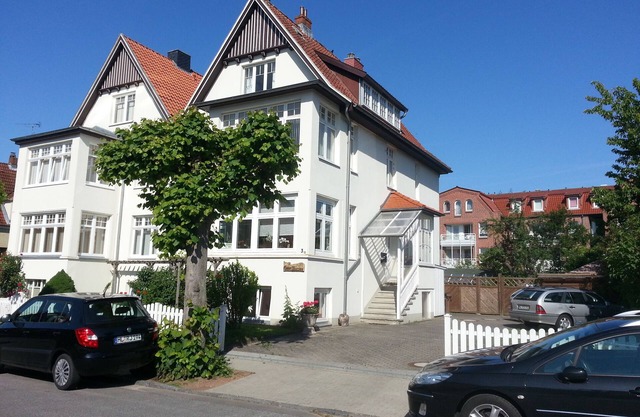 Appartement 'Haus Übersee Wohnung Sansibar' avec jardin partagé et Wi-Fi