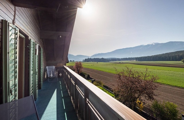 Appartement 'Haus Rieder Paul Apt 3' avec vue sur les montagnes, jardin partagé et Wi-Fi