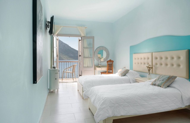 Appartement 'Hera vue sur mer' avec jardin partagé, Wi-Fi et climatisation