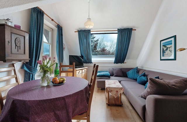 Appartement 'Hof Voege Ferienwohnung 3' avec jardin partagé et Wi-Fi
