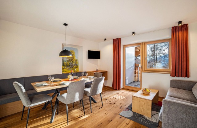 Appartement "Hubertus - Moosstock" avec vue sur les montagnes, terrasse privée et Wi-Fi
