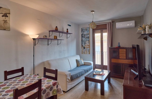 Apartment 'Huerto' with Private Terrace, Wi-Fi and Air Conditioning
