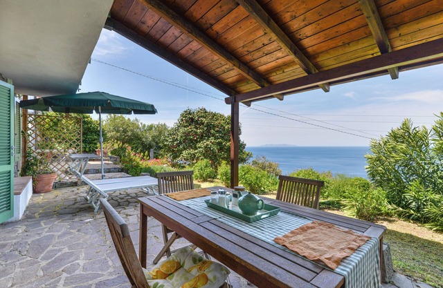 Appartement "Il Girasole" avec vue sur la mer, terrasse privée et Wi-Fi