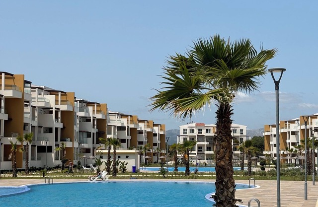 Apartment in a beautiful residence Mirador Golf 3, with 3 large swimming pools