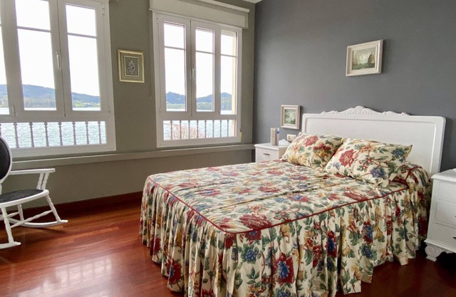 Appartement dans un emplacement idéal avec une vue imprenable et à quelques minutes de la plage!