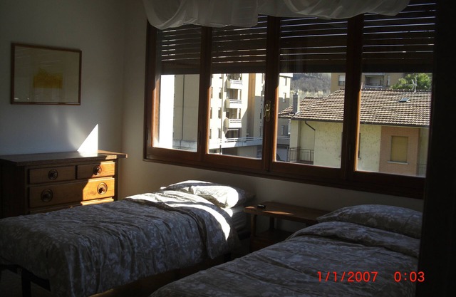 appartement dans un petit immeuble de 2 étages.