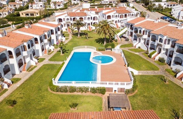 Appartement dans un complexe bien entretenu avec piscine - Girasol Garden Superior 2