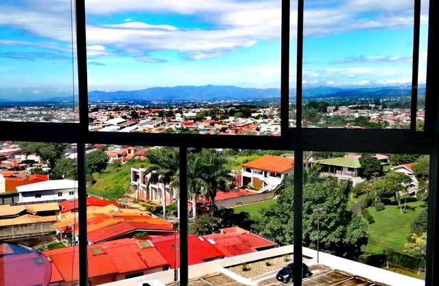 Appartement à Altavista Condominium. Heredia, Costa Rica.