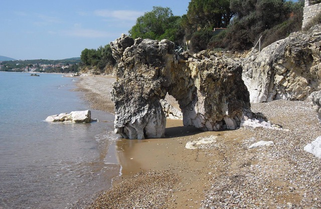 Appartement à Chrani, Grèce - Villa Maria. Juste 3 minutes. Marcher jusqu'à la plage