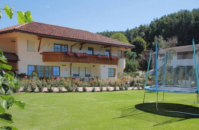 Appartement à Naz-Sciaves avec jardin