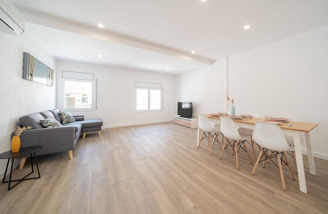 Apartment in L’Escala near Las Barcas Beach