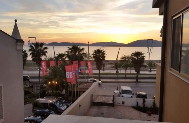 Appartement au centre de la plage du Lido avec terrasse vue mer et Wi-Fi