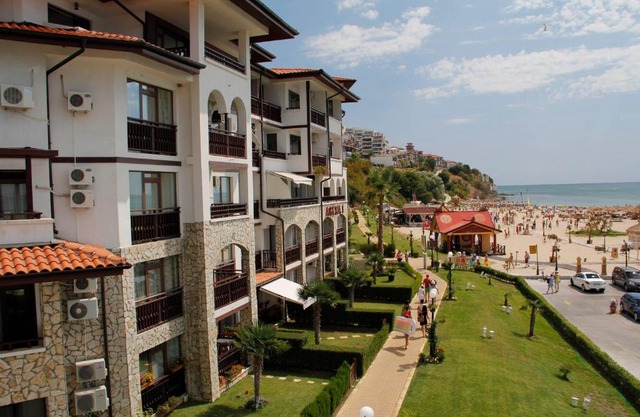 Apartment in Luxury Resort Sveti Vlas