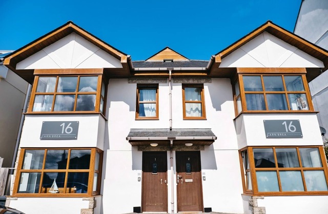 Apartment in Newquay near Surf Beaches