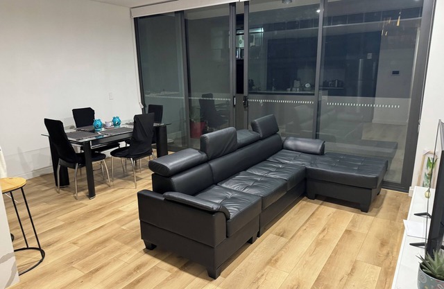 Apartment in Rockdale, Near train & Sydney"