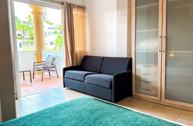 Appartement dans résidence piscine et plage