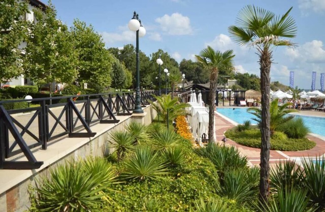 Apartment in the picturesque Oasis Resort & Spa