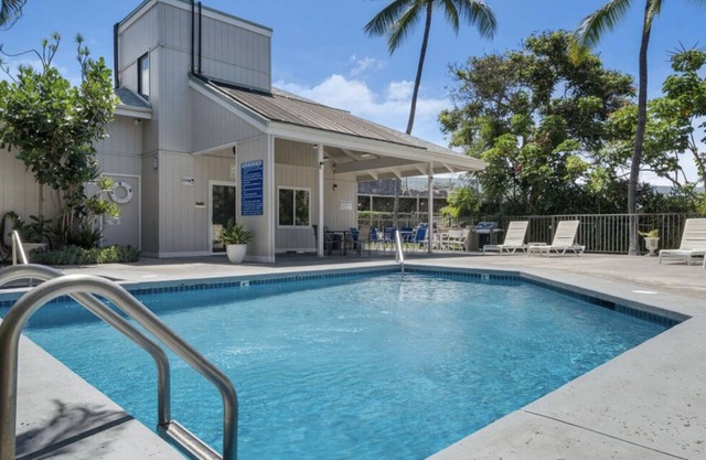 Apartment in town-walking distance to everything