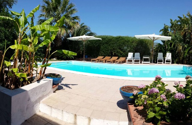 Appartement avec piscine privée donnant sur TAVOLARA
