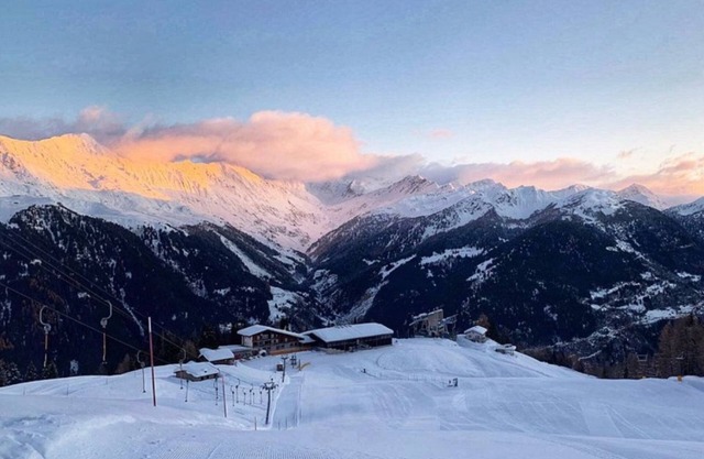 Appartement à quelques minutes des pistes de ski (Airolo Valley 2)
