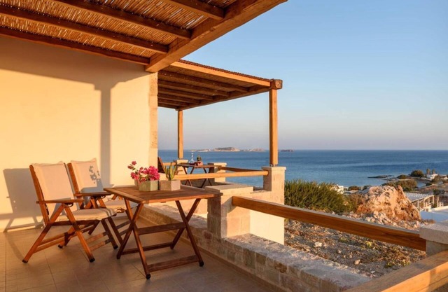 Appartement "Kalamitsi View" avec terrasse privée, Wi-Fi et climatisation