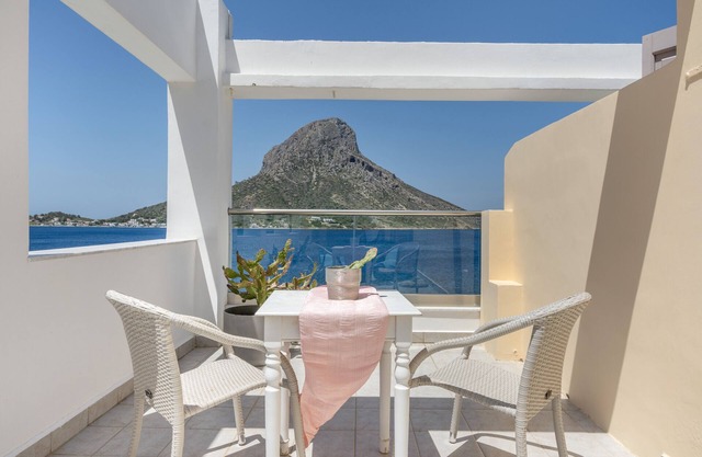 Appartement "Kalliopi avec vue sur la mer" avec terrasse privée, Wi-Fi et climatisation