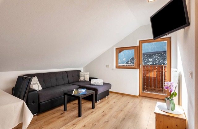 Appartement 'Kehrerhof - Panorama' avec vue sur les montagnes, balcon et Wi-Fi