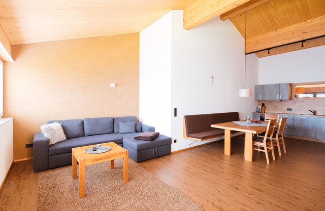 Appartement "Konzett Top 3" avec vue sur les montagnes, terrasse partagée et Wi-Fi