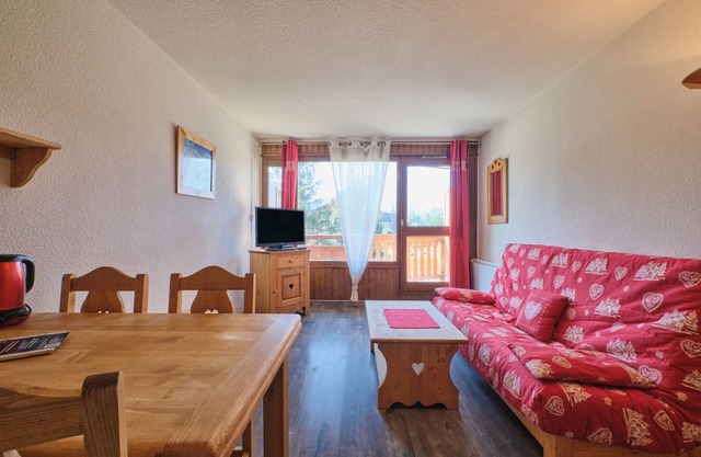 Appartement "La Montagne" avec vue sur les montagnes, balcon et Wi-Fi