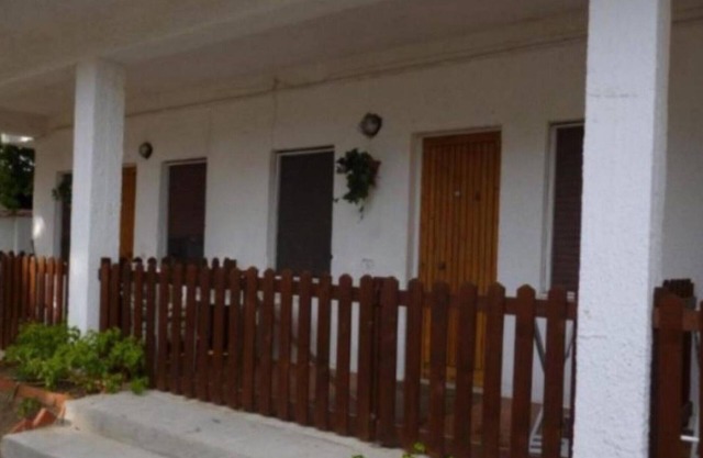 Appartement 'La Quiete - Veranda Piccola 3' avec piscine partagée, Wi-Fi et climatisation