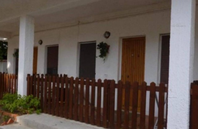 Appartement 'La Quiete - Veranda Piccola 4' avec piscine partagée, Wi-Fi et climatisation