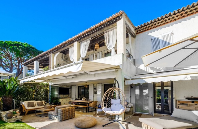 Appartement 'Les Hauts De Vaugrenier' avec terrasse privée et Wi-Fi