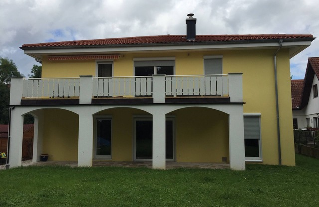Appartement « bain Leuker » avec 110m² pour 3 personnes au premier étage, quatrième personne possible