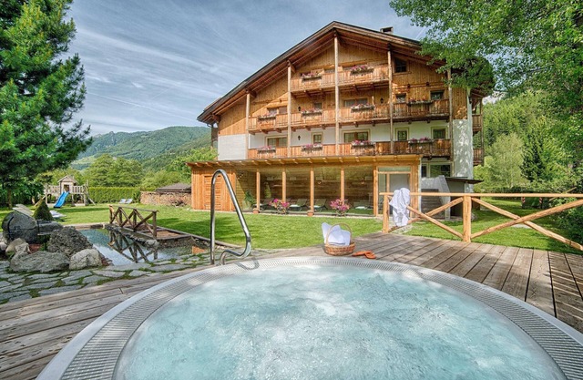 Appartement "Löfflerblick B Plus Hochfeiler" avec vue sur les montagnes, sauna et remous