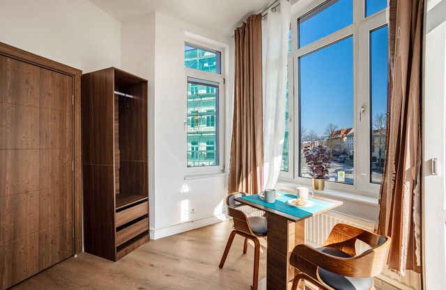Appartement 'Mit 2 Schlafzimmern Und Balkon' avec balcon et Wi-Fi