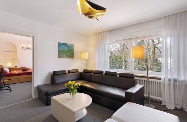 Appartement 'Mit 100qm' avec terrasse partagée, jardin partagé et Wi-Fi
