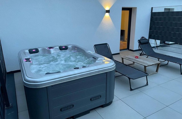 Appartement "Mit Jacuzzi Enschede 10 km" avec Wi-Fi